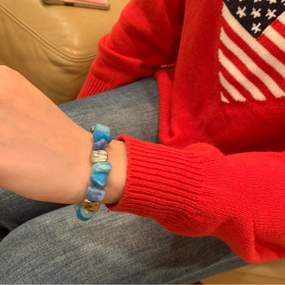 Blue and Silver Natual Stone Beaded Bracelet - Picture 5 of 5